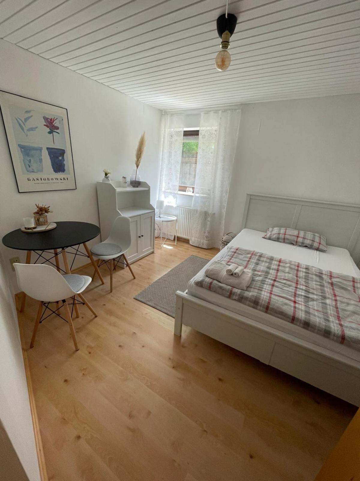 Gemuetliche Wohnung Am Tor Zum Schwarzwald Nagold Exterior foto